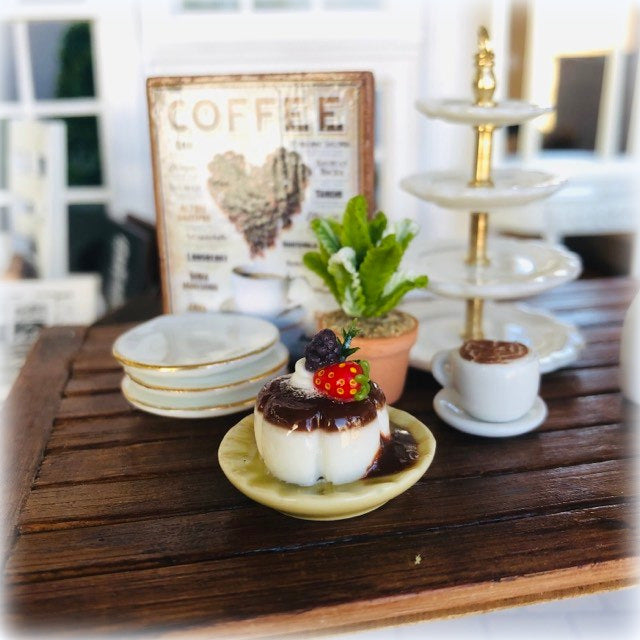 Blancmange with Fruit - Miniature