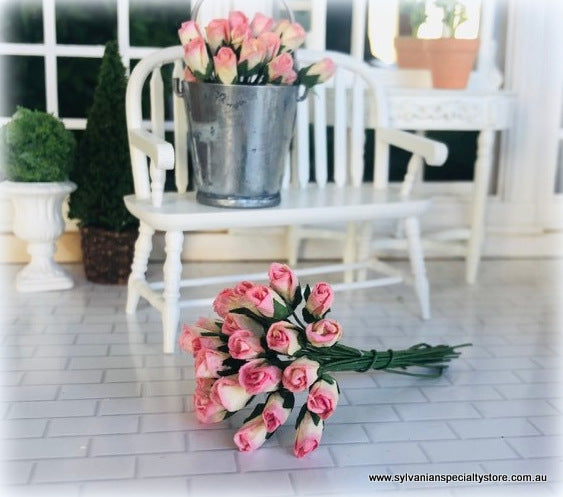Dollhouse miniature salmon pink paper roses florist shop