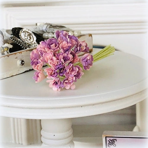 Dollhouse miniature purple pink bouquet flowers baby's breath