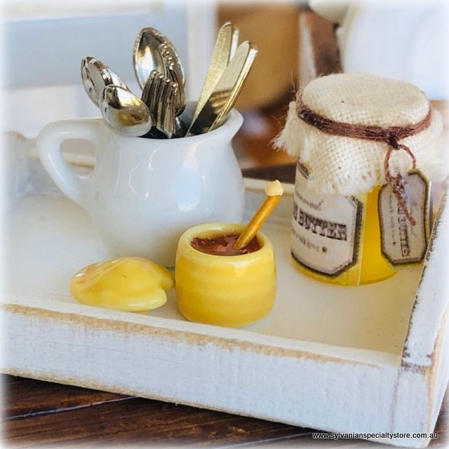Dollhouse honey pot honey