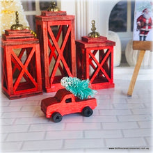 Red Ute with Tree - 3cm - Miniature