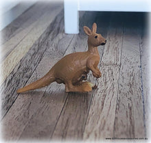 Dollhouse mini kangaroo for toy scene nursery