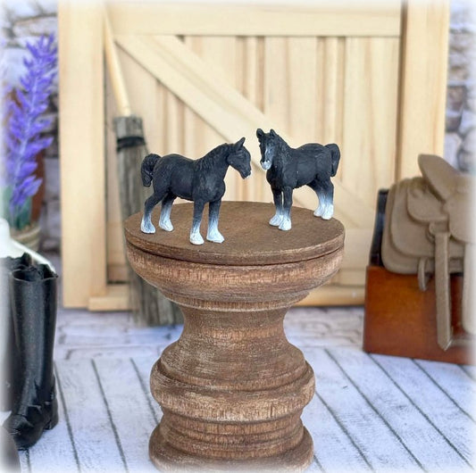 Dollhouse miniature pair of horses tiny farm or horse show theme