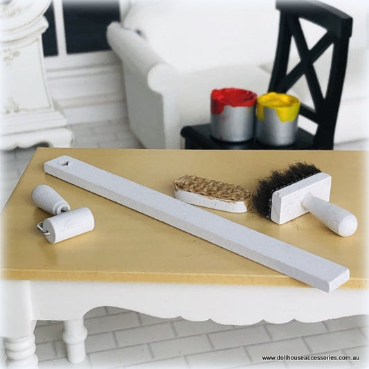Dollhouse miniature home decorating tool set