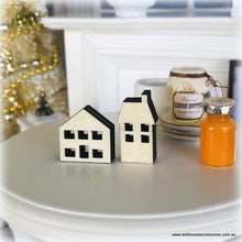 Mini Town Houses - Unpainted - 2.5 cm - Miniature