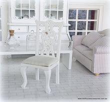White Ornate Chair x 1 - Miniature