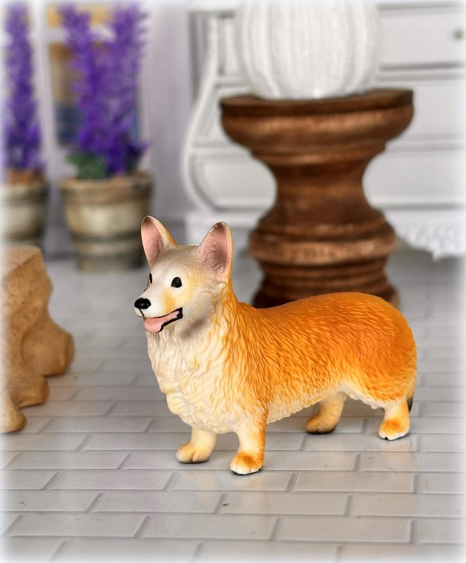 Schleich Welsh Corgi suitable dog for 1:12 scale dollhouse