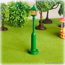 Sylvanian Families Green Village Street Lamp - Preowned