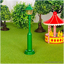 Sylvanian Families Green Village Street Lamp - Preowned