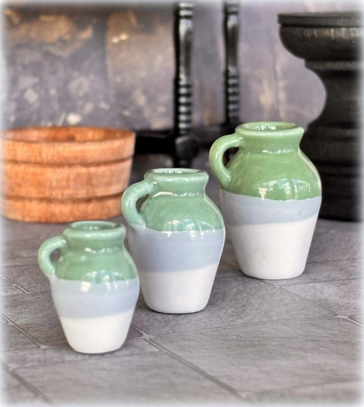 Dollhouse set of 3 ceramic vases