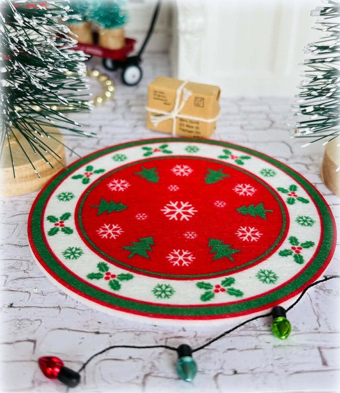 Christmas Mat - Miniature