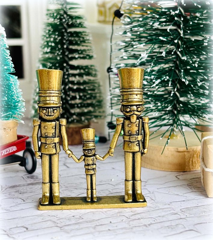 Dollhouse Miniature Christmas Nutcracker Soldiers