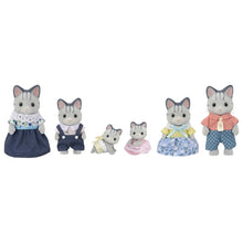 Sylvanian Families Fisher Cat Family of 6 - Limited Edition