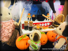 Sylvanian Families custom Halloween scene