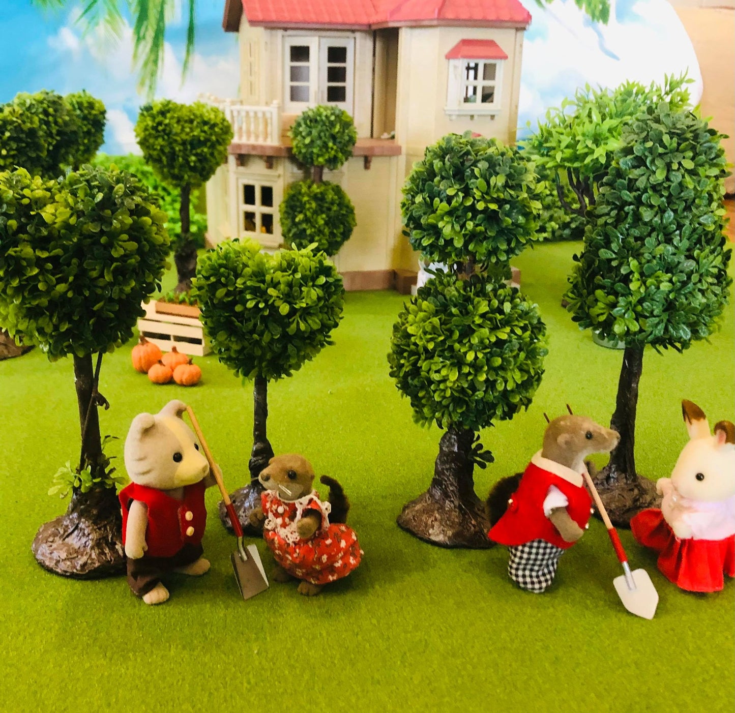 Tree - Handcrafted - Heart Shaped - 13 cm high