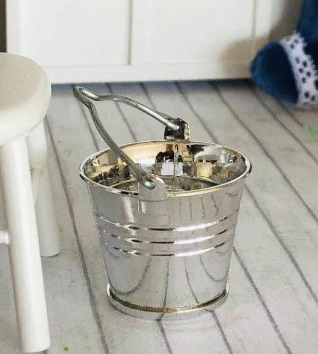 Dollhouse miniature shiny metal bucket Christmas