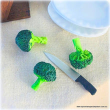Broccoli x 3 - Miniature