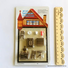 Dollhouse miniature 1:48 scale Kitchen