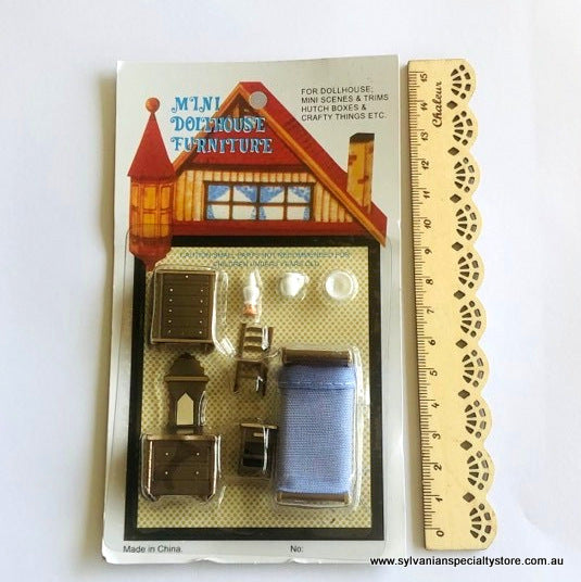 Dollhouse miniature 1:48 scale Bedroom
