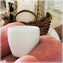 White Pot - Miniature