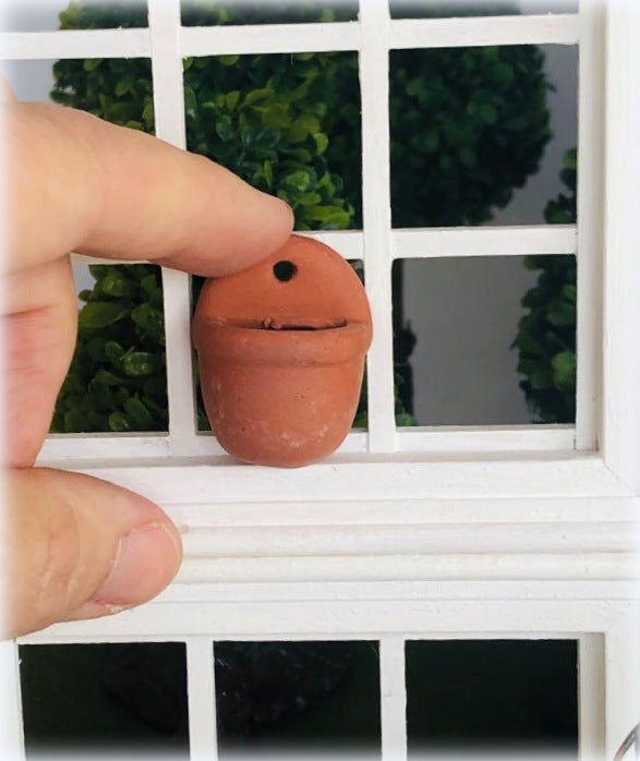 Dollhouse terracotta wall planter pots