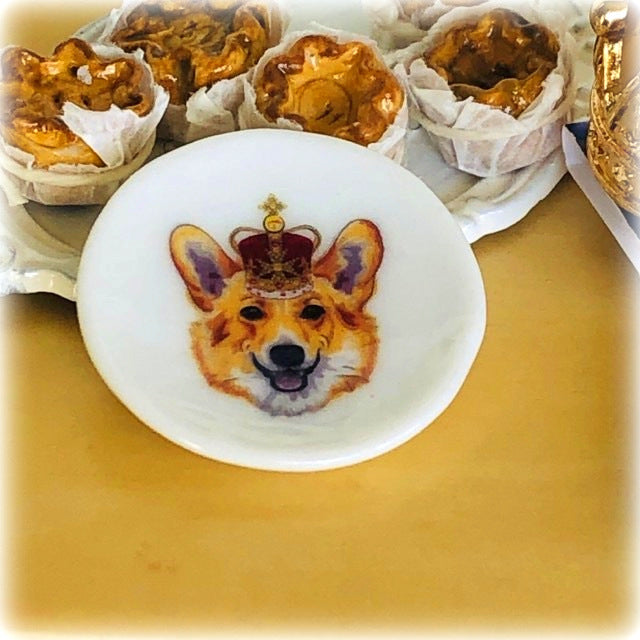 dollhouse royal corgi side plate