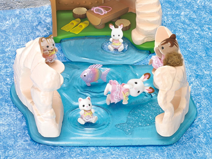 Sylvanian Families Secret Island Playhouse