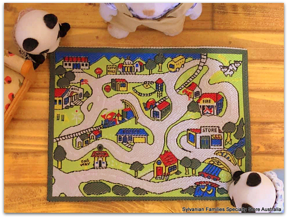 Sylvanian Families with playmat dollshouse miniature scene