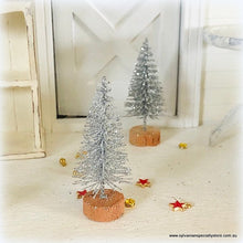 Silver Christmas Trees - Pair - 5 cm - Miniature