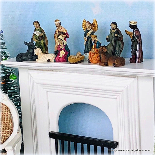 Dollhouse Minaiture Christmas Nativity Baby Jesus Manger Shepherds