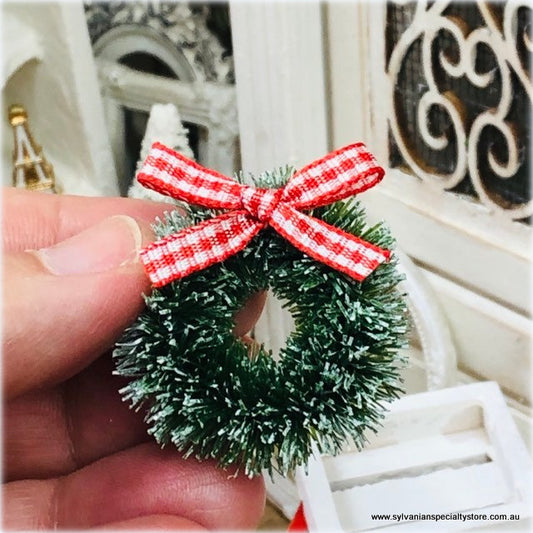 Dollhouse Minaiture Wreath with gingham bow