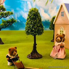 Miniature-garden-diorama-background-trees-sylvanian-families