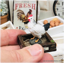 Hen - 3 cm high - Miniature