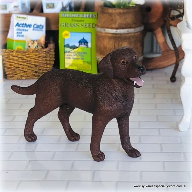 Schleich Brown Labrador Retriever 13834