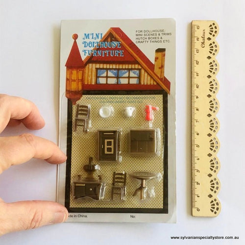 Dollhouse miniature 1:48 scale Kitchen