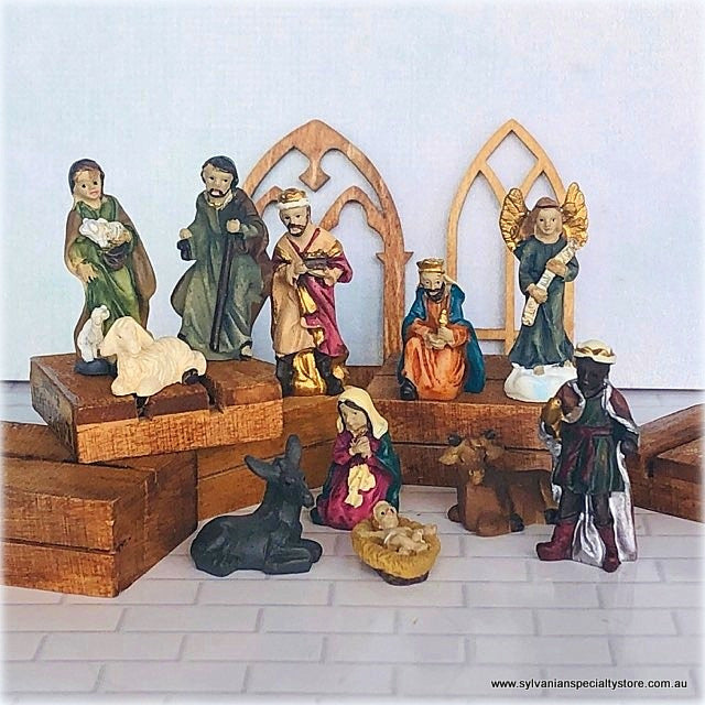 Dollhouse Minaiture Christmas Nativity Baby Jesus Manger Shepherds