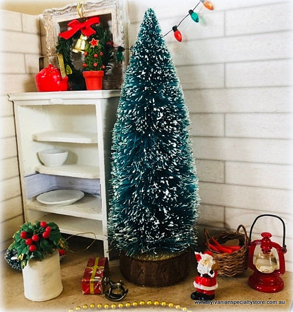 Christmas Tree - Traditional - 15 cm - Miniature