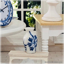 Vase Blue and White Detail - 3 cm high - Miniature