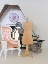 Dressmaker's Dummy Barewood - 12 cm high - Miniature