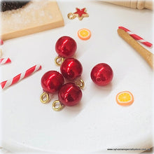 Dollhouse Christmas red bauble decorations