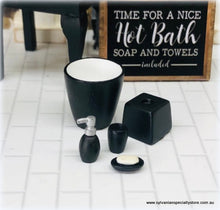Bathroom Accessories - Black - 5 pieces - Miniature