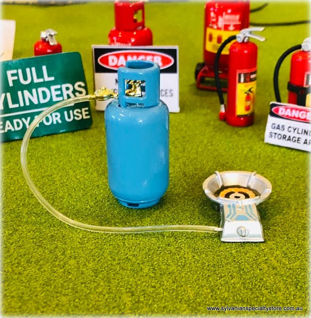 Dollhouse miniature workshed Gas tank propane cylinder