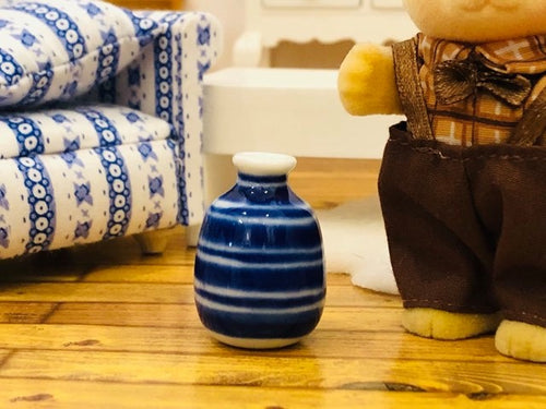 Dollshouse miniature Blue striped vase 