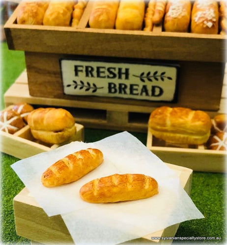 Dollhouse bakery bread roll