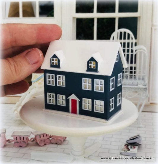 Dollhouse Colonial Blue white miniature