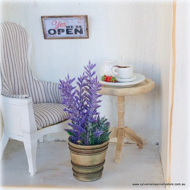 Lavender in French Country Style Pot - 7 cm high - Miniature