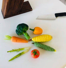 Mixed Vegetables - 8 pieces - Miniature