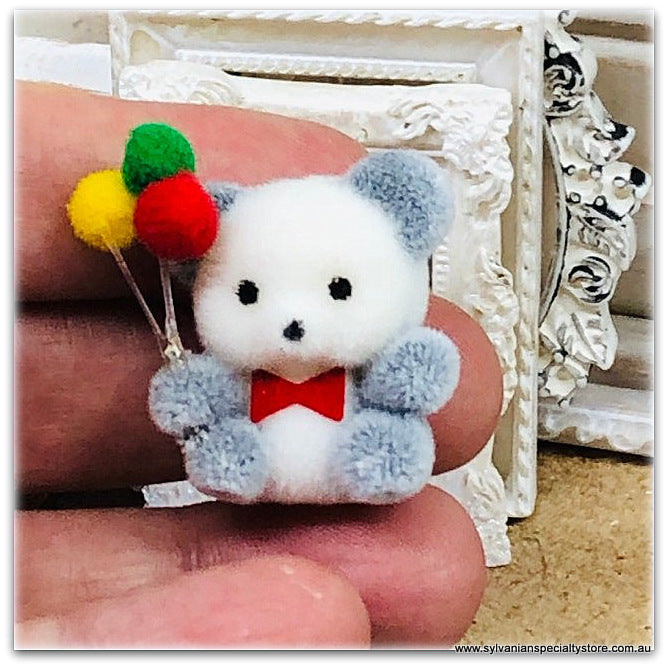 Dollhouse bear with balloons toy