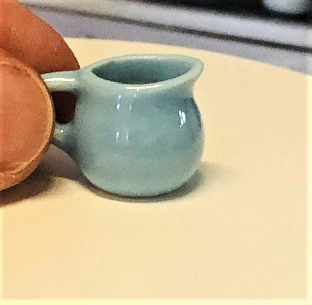 Light blue small jug - Miniature