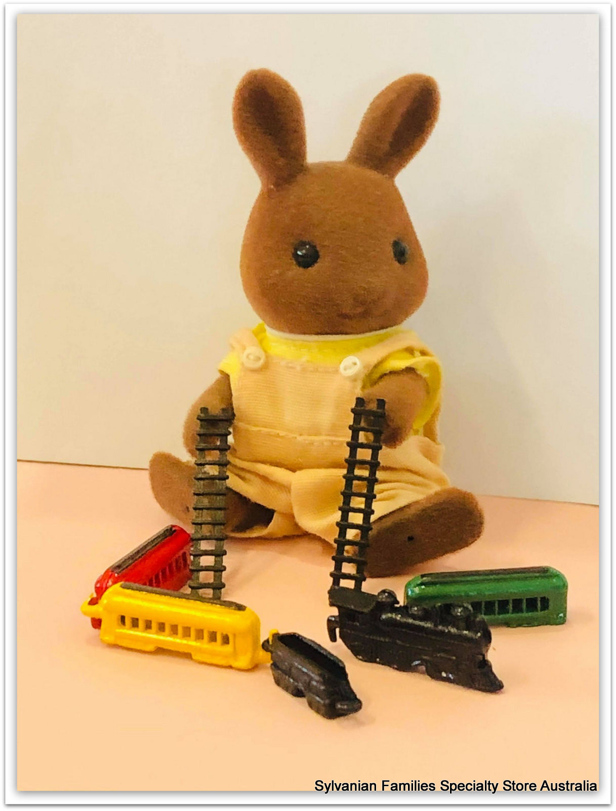 Sylvanian Families wildwood rabbit toy train metal